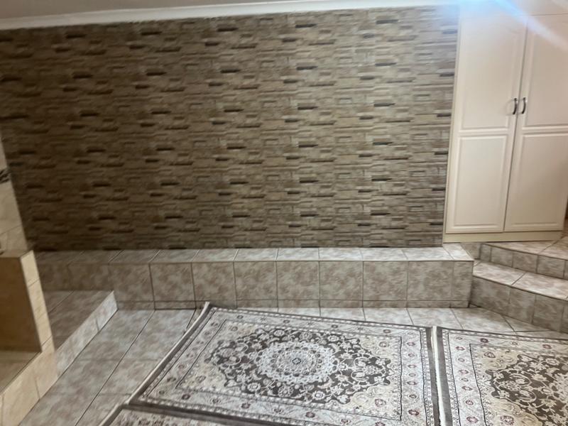 4 Bedroom Property for Sale in Reservoir Hills KwaZulu-Natal
