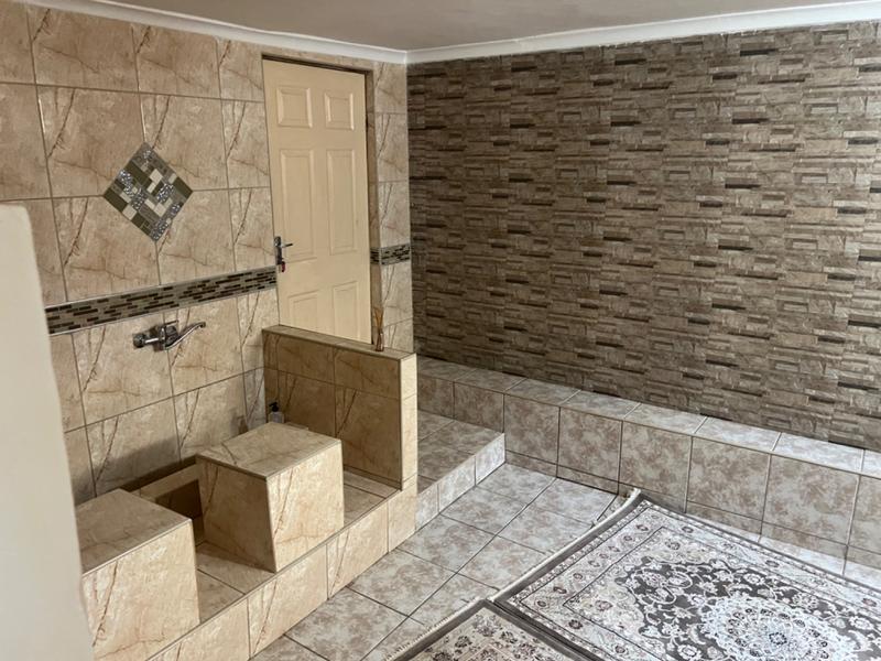4 Bedroom Property for Sale in Reservoir Hills KwaZulu-Natal