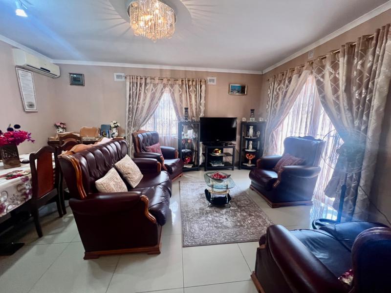 4 Bedroom Property for Sale in Reservoir Hills KwaZulu-Natal
