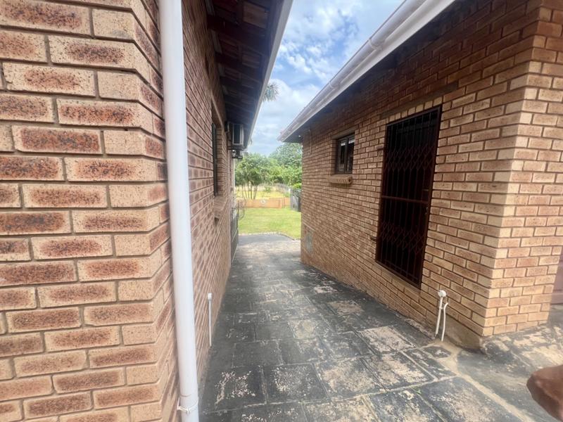 4 Bedroom Property for Sale in Reservoir Hills KwaZulu-Natal