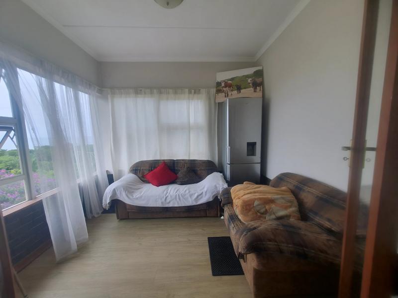 2 Bedroom Property for Sale in Umtentweni KwaZulu-Natal