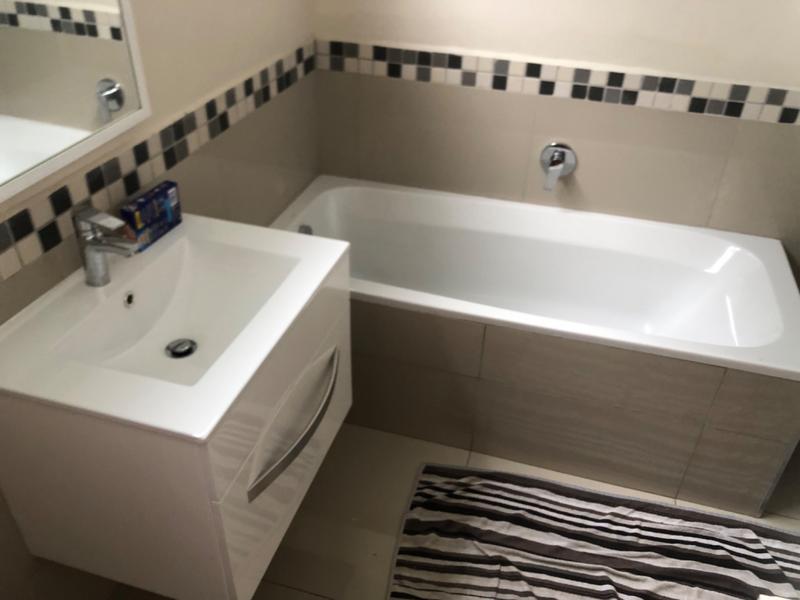 To Let 2 Bedroom Property for Rent in Moseley KwaZulu-Natal