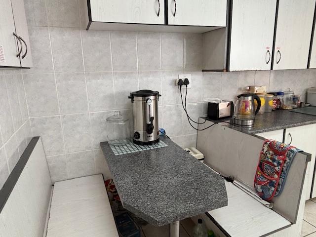 3 Bedroom Property for Sale in Glenwood KwaZulu-Natal