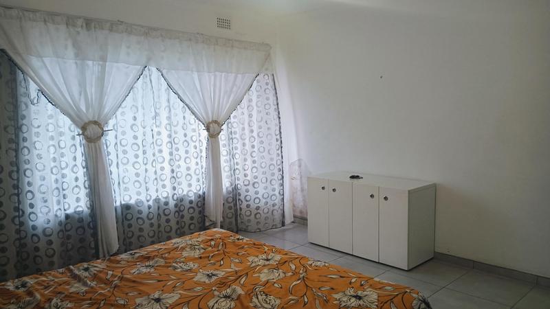 To Let 3 Bedroom Property for Rent in Pinetown KwaZulu-Natal