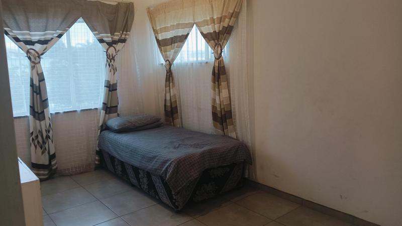 To Let 3 Bedroom Property for Rent in Pinetown KwaZulu-Natal