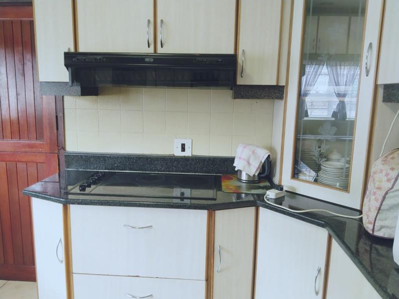 5 Bedroom Property for Sale in Avoca KwaZulu-Natal