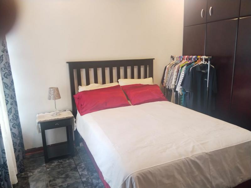 5 Bedroom Property for Sale in Avoca KwaZulu-Natal