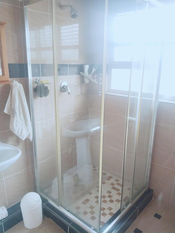 5 Bedroom Property for Sale in Avoca KwaZulu-Natal