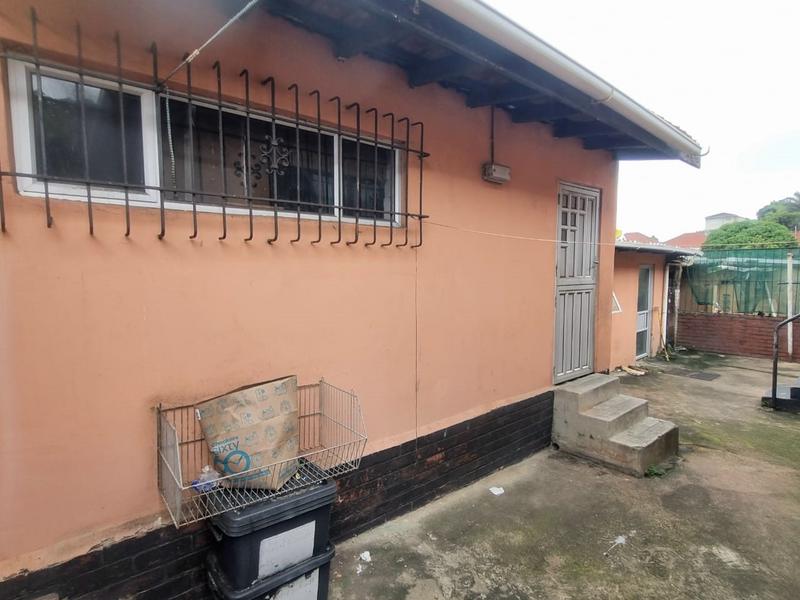 3 Bedroom Property for Sale in Glenwood KwaZulu-Natal