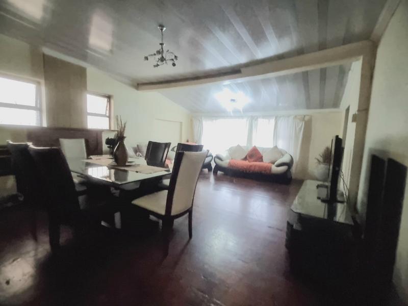3 Bedroom Property for Sale in Glenwood KwaZulu-Natal