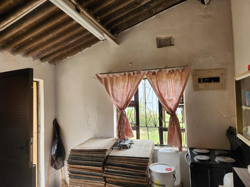 2 Bedroom Property for Sale in Umlazi KwaZulu-Natal