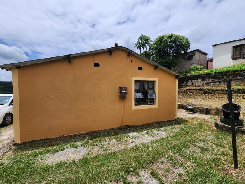 2 Bedroom Property for Sale in Umlazi KwaZulu-Natal