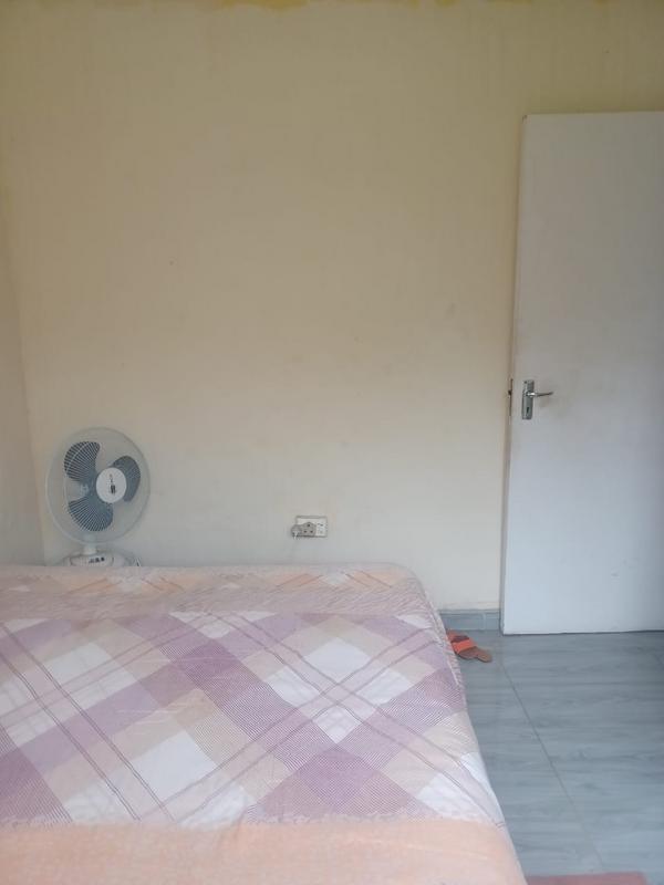 2 Bedroom Property for Sale in Umlazi KwaZulu-Natal