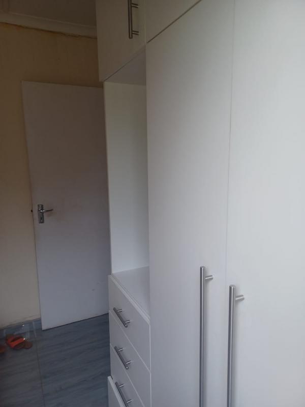 2 Bedroom Property for Sale in Umlazi KwaZulu-Natal