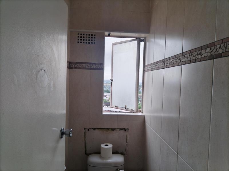 2 Bedroom Property for Sale in Pinetown KwaZulu-Natal