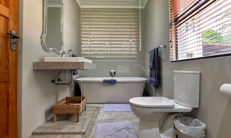 5 Bedroom Property for Sale in Albert Falls KwaZulu-Natal