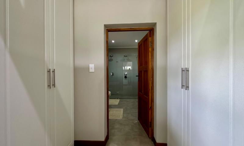 5 Bedroom Property for Sale in Albert Falls KwaZulu-Natal