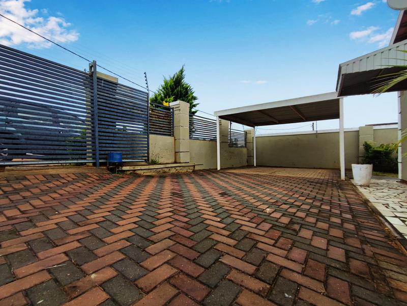 3 Bedroom Property for Sale in Panorama Gardens KwaZulu-Natal