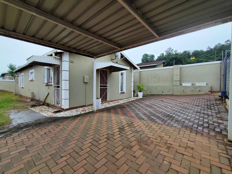 3 Bedroom Property for Sale in Panorama Gardens KwaZulu-Natal