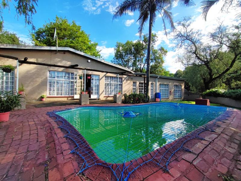 4 Bedroom Property for Sale in Prestbury KwaZulu-Natal