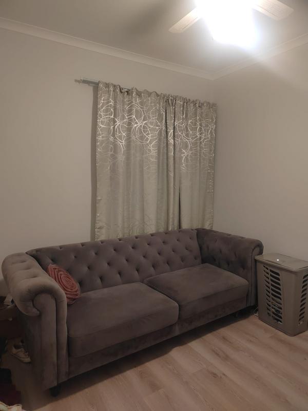 To Let 2 Bedroom Property for Rent in Malvern KwaZulu-Natal