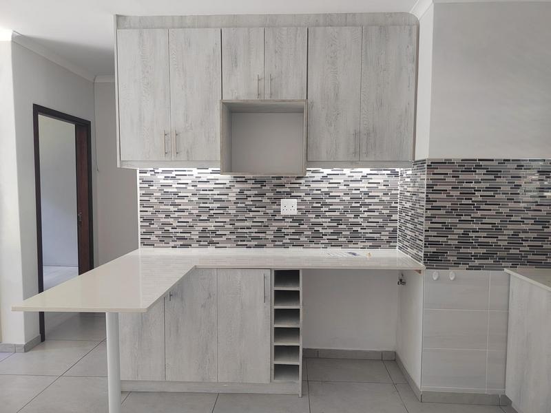 To Let 2 Bedroom Property for Rent in Malvern KwaZulu-Natal