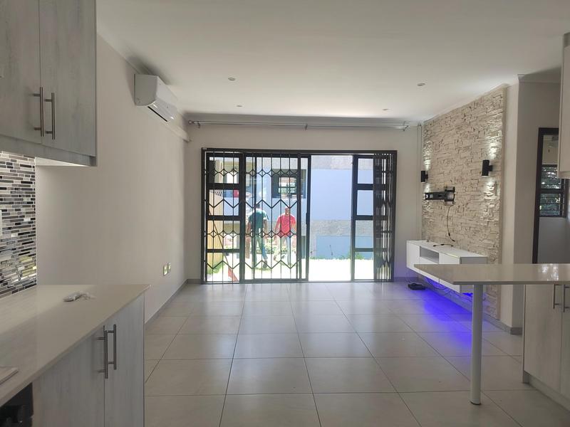 To Let 2 Bedroom Property for Rent in Malvern KwaZulu-Natal