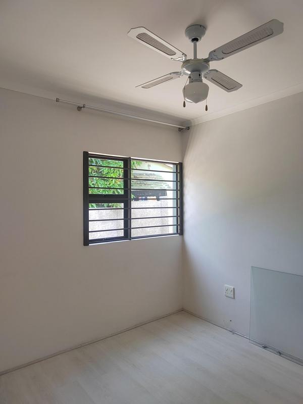To Let 2 Bedroom Property for Rent in Malvern KwaZulu-Natal