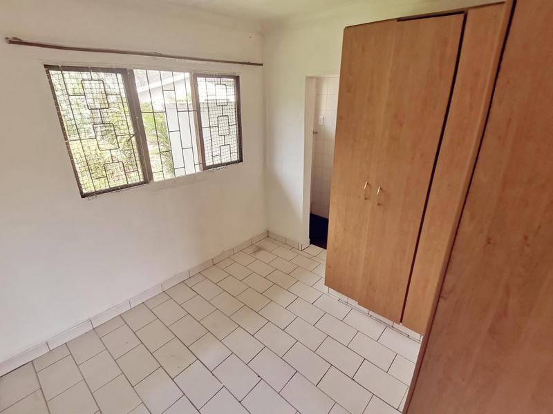 1 Bedroom Property for Sale in Reservoir Hills KwaZulu-Natal