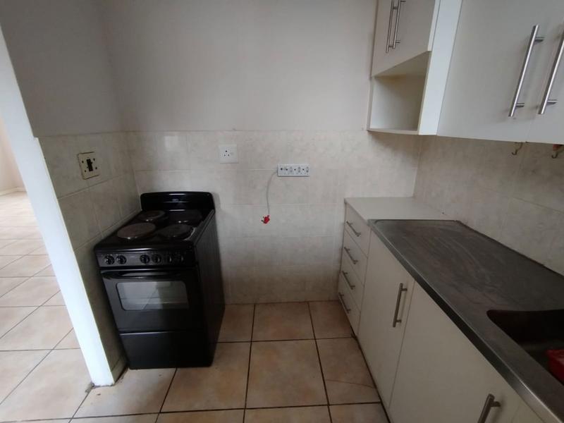 To Let 1 Bedroom Property for Rent in Essenwood KwaZulu-Natal