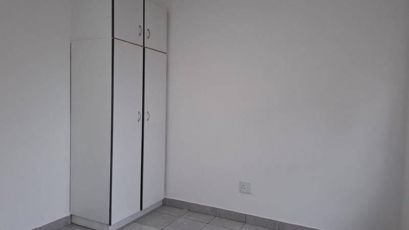 To Let 2 Bedroom Property for Rent in Overport KwaZulu-Natal