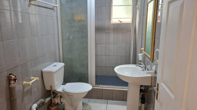 To Let 2 Bedroom Property for Rent in Overport KwaZulu-Natal