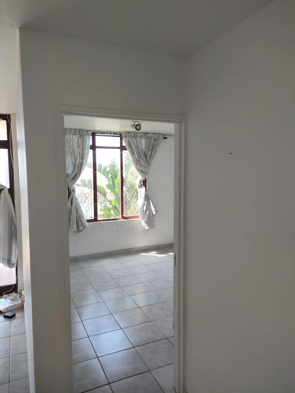 2 Bedroom Property for Sale in La Mercy KwaZulu-Natal