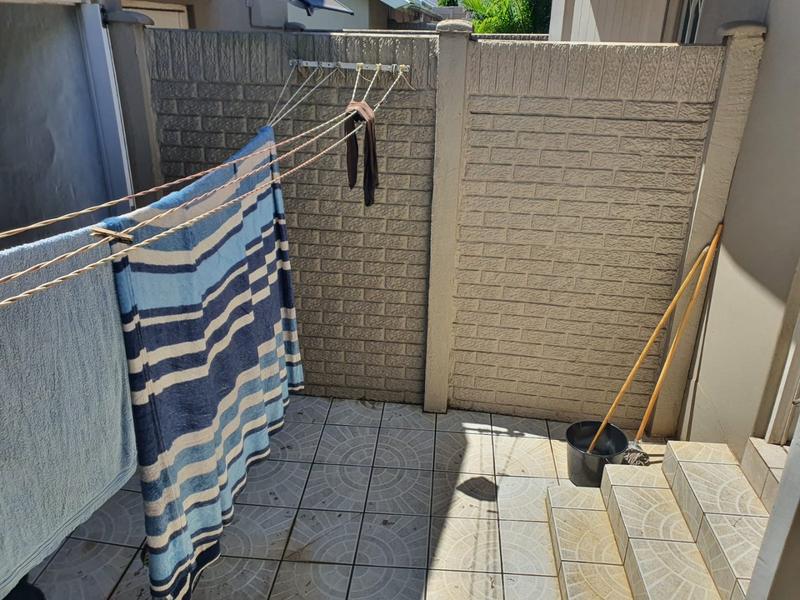 2 Bedroom Property for Sale in Somerset Park KwaZulu-Natal