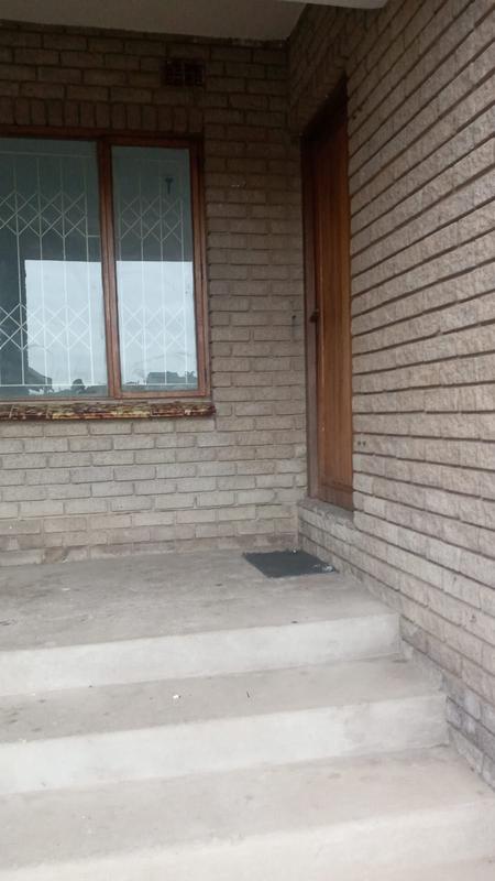 To Let 1 Bedroom Property for Rent in Chatsworth KwaZulu-Natal