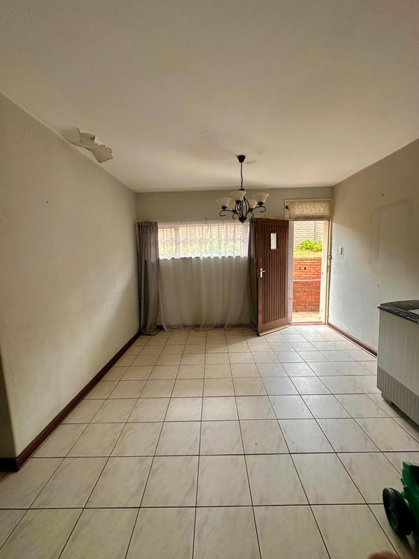 3 Bedroom Property for Sale in Montclair KwaZulu-Natal