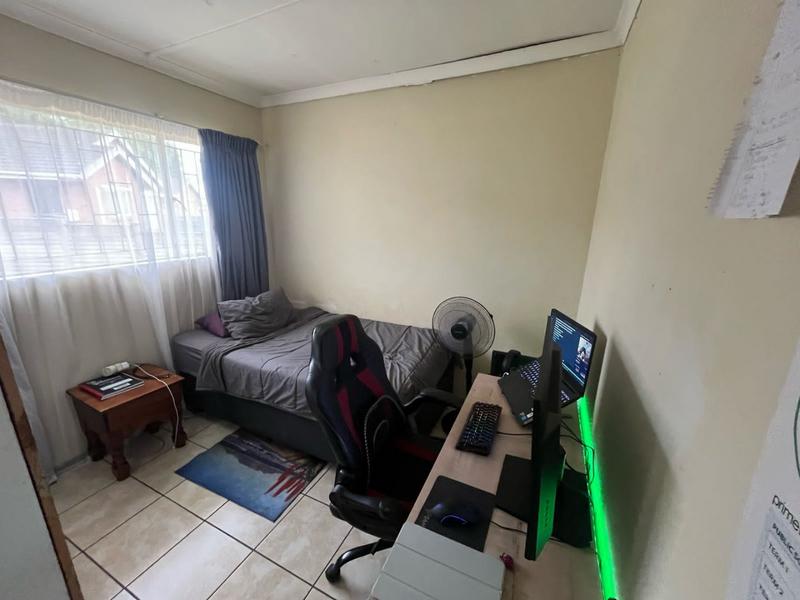 To Let 2 Bedroom Property for Rent in Fillan Park KwaZulu-Natal