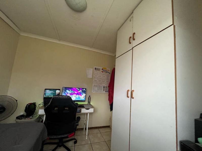 To Let 2 Bedroom Property for Rent in Fillan Park KwaZulu-Natal