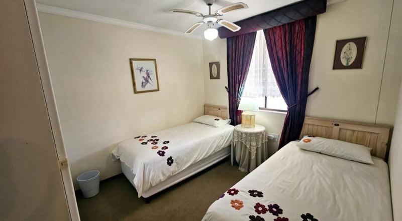 3 Bedroom Property for Sale in Uvongo KwaZulu-Natal