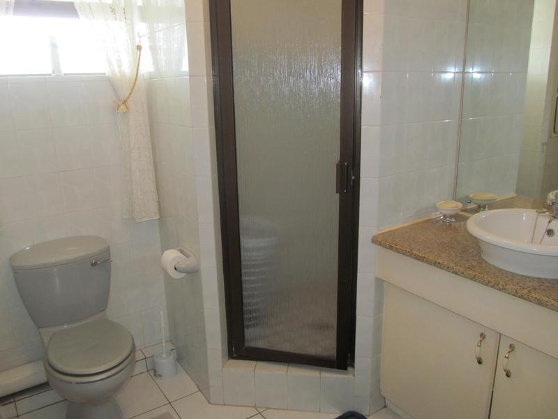 3 Bedroom Property for Sale in Uvongo KwaZulu-Natal