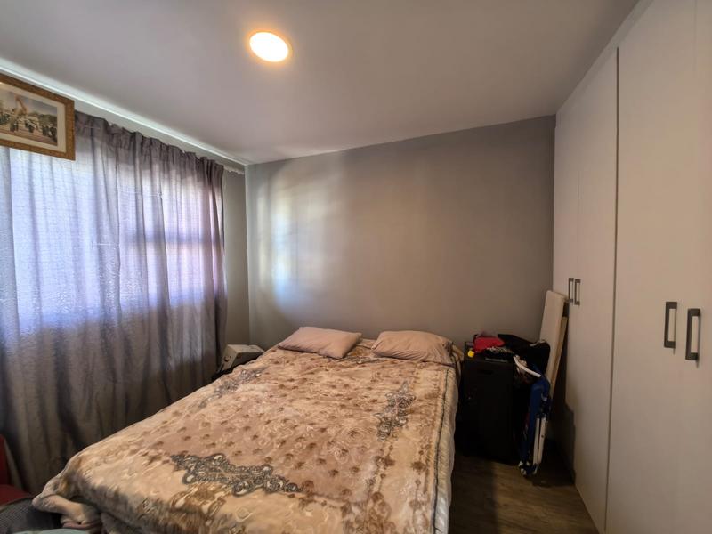 2 Bedroom Property for Sale in Amanzimtoti KwaZulu-Natal