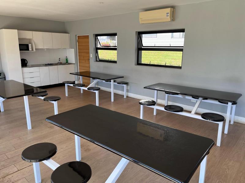 2 Bedroom Property for Sale in Amanzimtoti KwaZulu-Natal