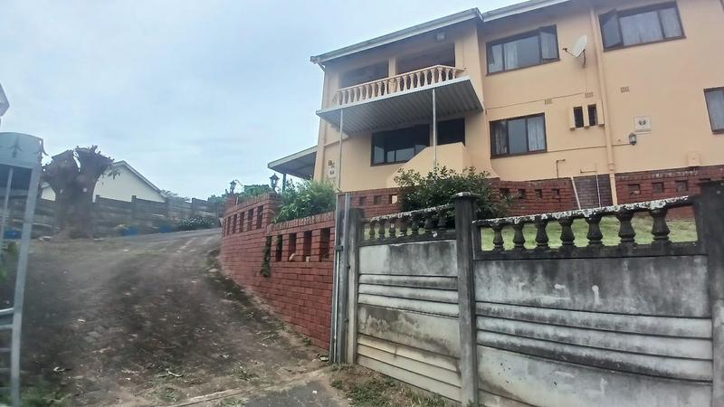 5 Bedroom Property for Sale in Kharwastan KwaZulu-Natal