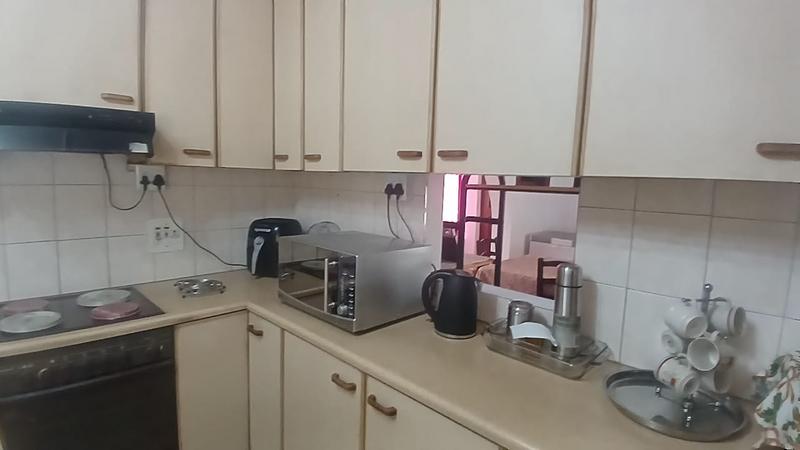 5 Bedroom Property for Sale in Kharwastan KwaZulu-Natal