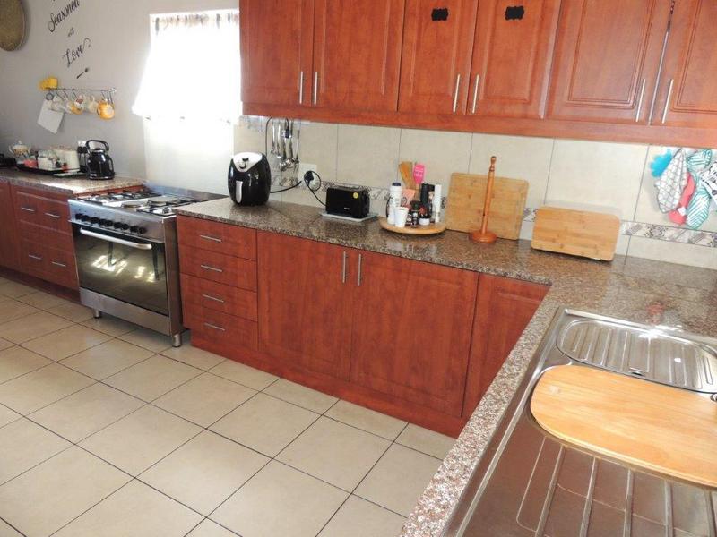 4 Bedroom Property for Sale in Northdene KwaZulu-Natal