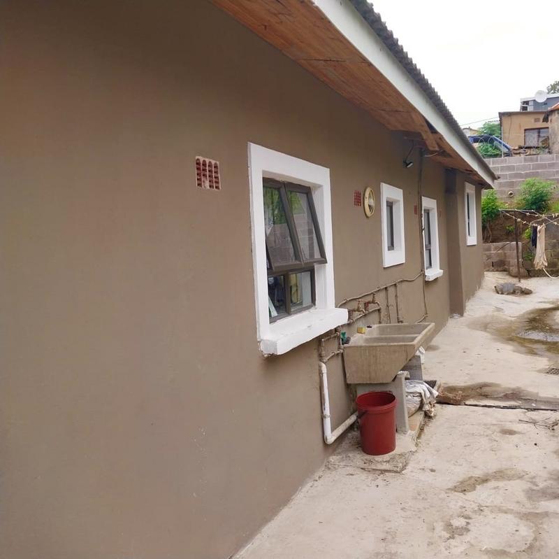 4 Bedroom Property for Sale in Umlazi KwaZulu-Natal