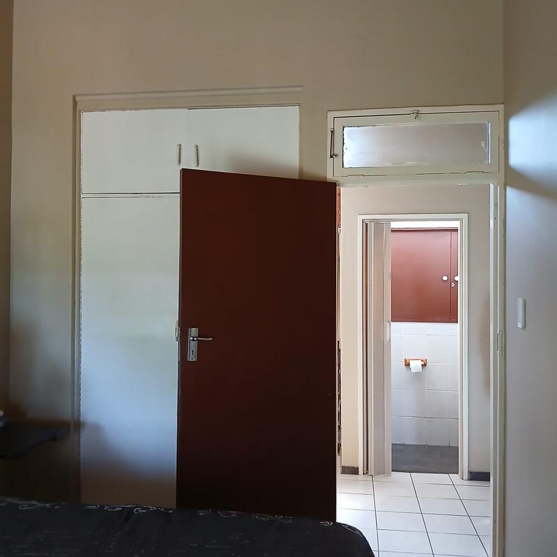 2 Bedroom Property for Sale in Woodhaven KwaZulu-Natal