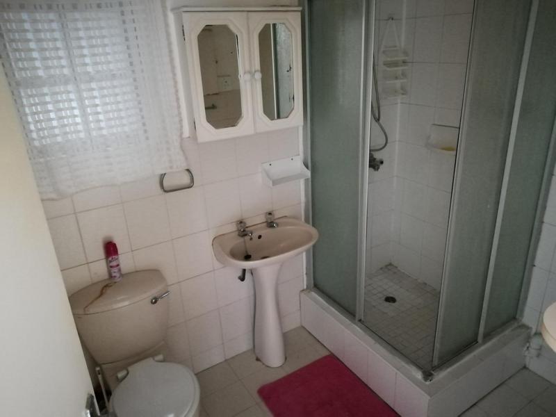 2 Bedroom Property for Sale in Scottburgh KwaZulu-Natal