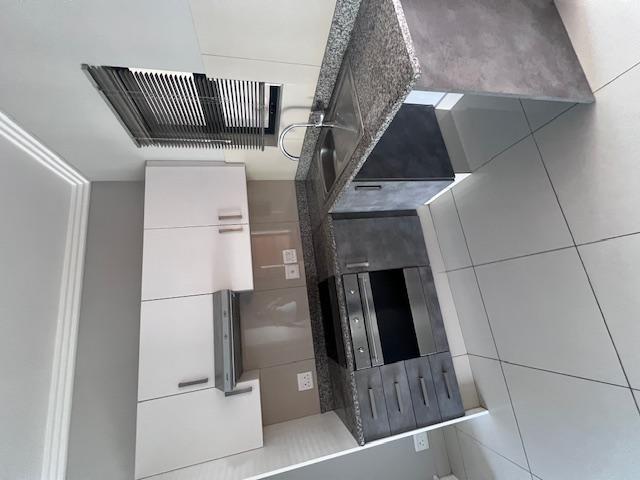 2 Bedroom Property for Sale in Umhlanga Ridge KwaZulu-Natal