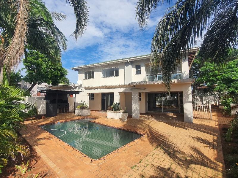 4 Bedroom Property for Sale in Sunningdale KwaZulu-Natal